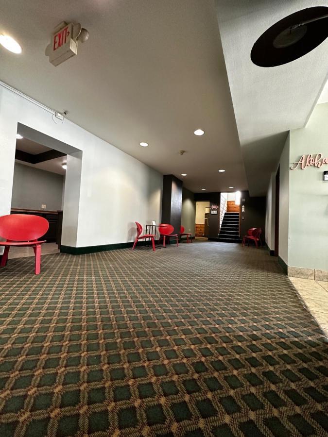 Valued Stay Aloha Мадисон Экстерьер фото