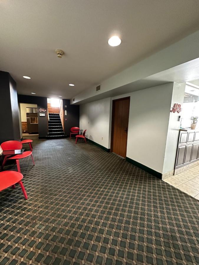 Valued Stay Aloha Мадисон Экстерьер фото
